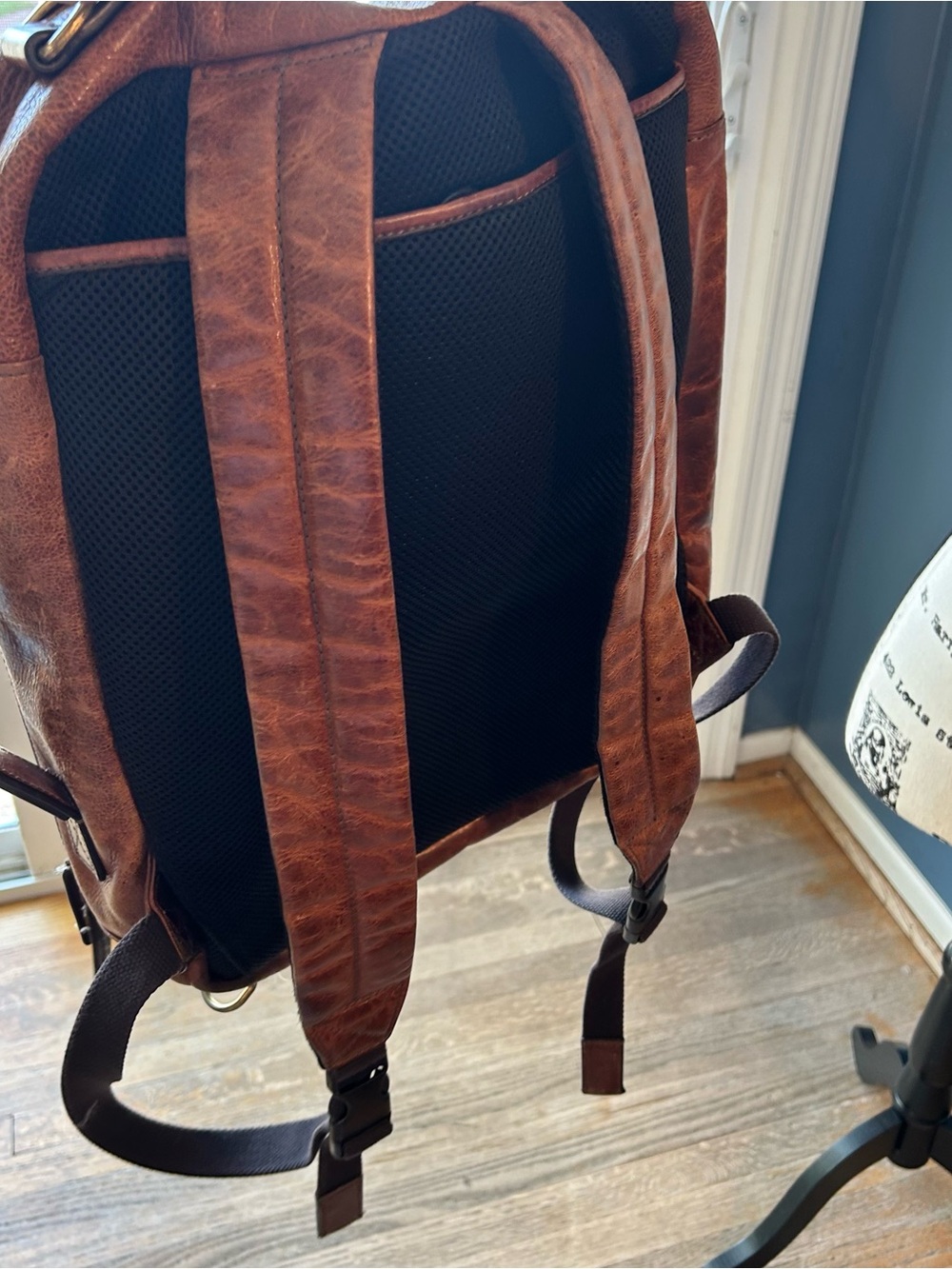 Fossil Buckner Convertible Commuter Leather Bag - Picture 9 of 16